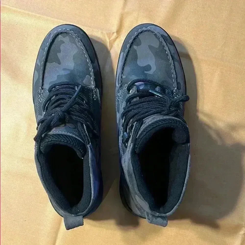 Ecco Men's Black Camouflage Boots